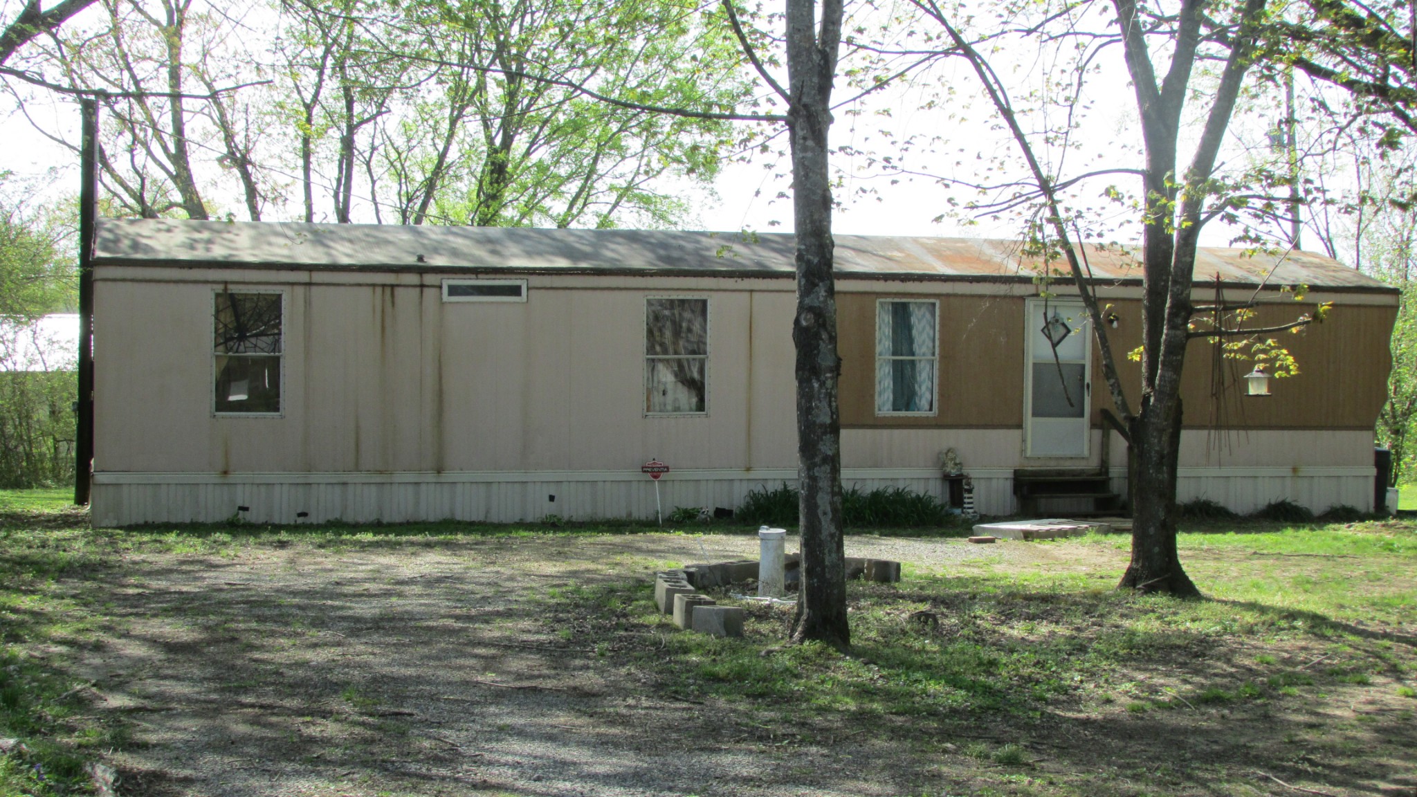 1133 Rabbit Trail Road Five Points, TN 38457 - Photo 7 of 11 a view of a back yard of the house
