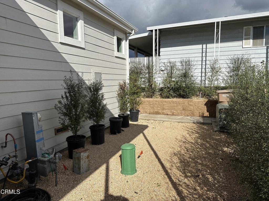 6180 Via Real, Unit 52 Carpinteria, CA 93013 - Photo 3 of 23 Back Left side