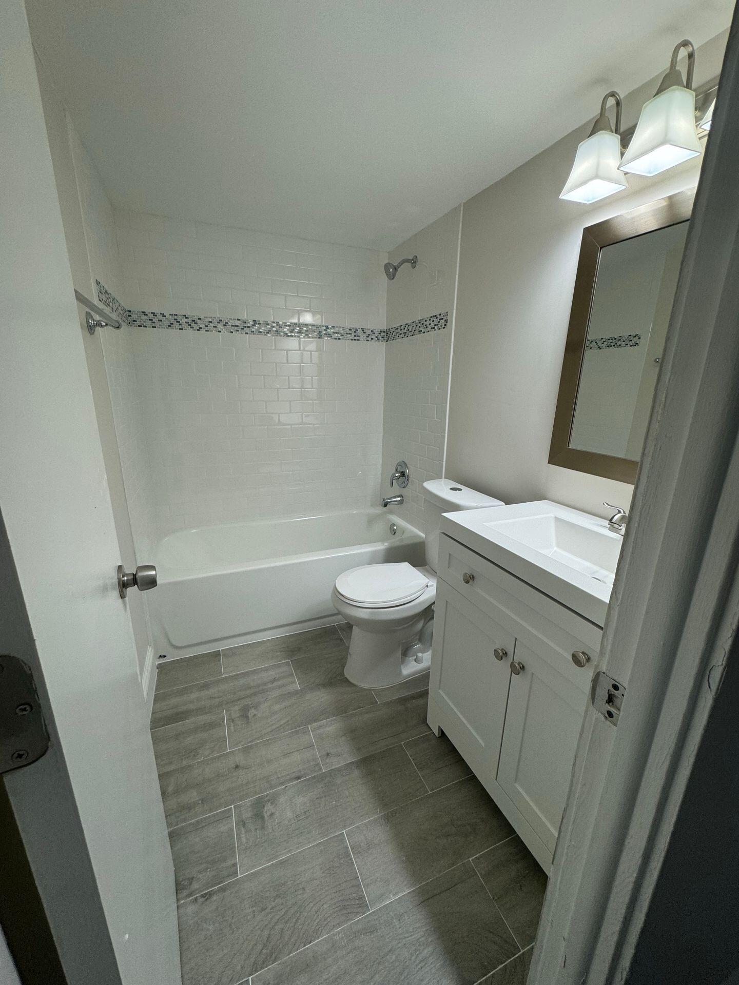 2708 Vandiver Drive, Unit 11C West Palm Beach, FL 33409 - Photo 15 of 16 original