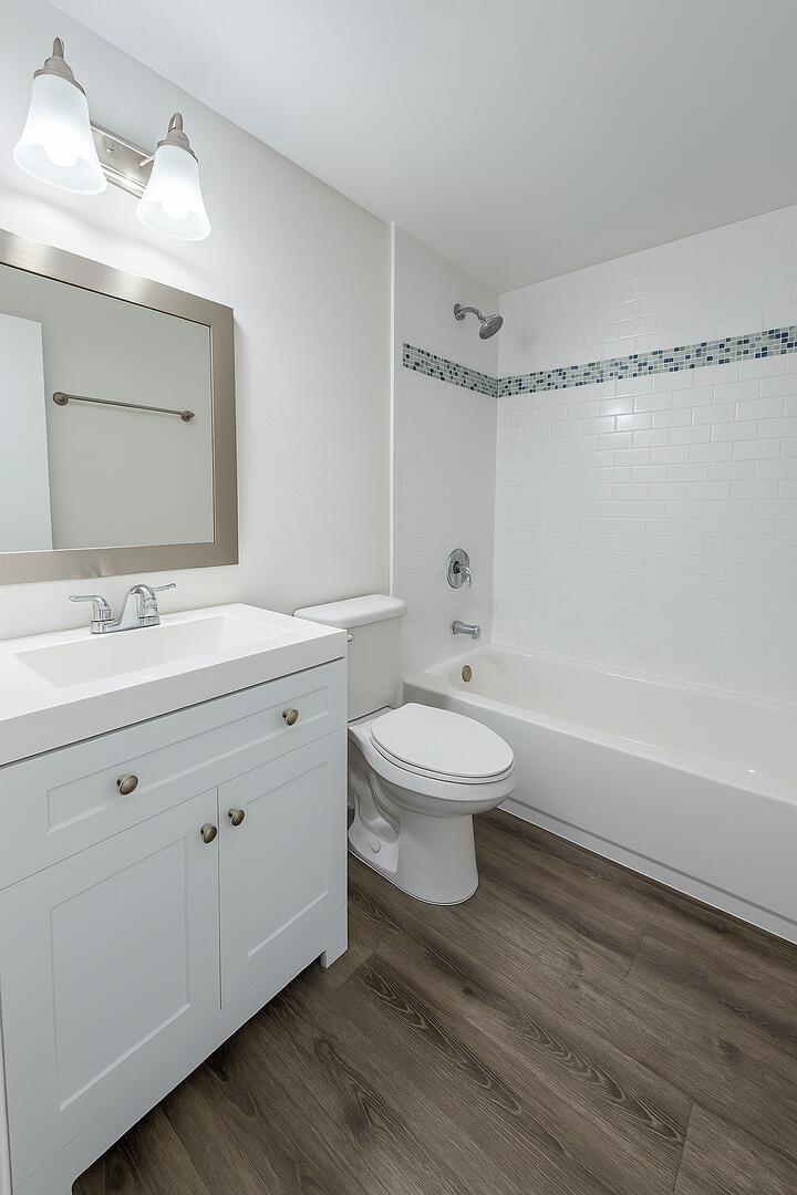 2708 Vandiver Drive, Unit 11C West Palm Beach, FL 33409 - Photo 3 of 16 large (2)