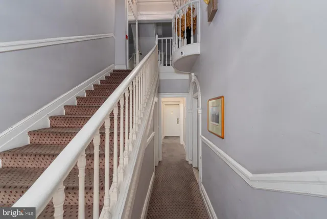 a view of entryway and hall