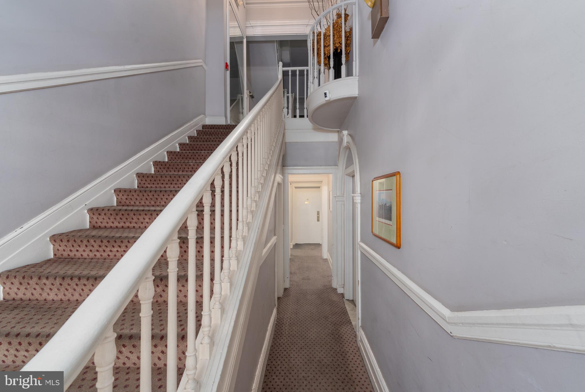 14 East Mt Vernon Place, Unit 15 Baltimore, MD 21202 - Photo 25 of 29 a view of entryway and hall