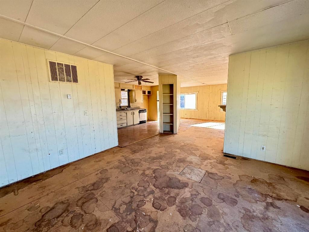 13404 York Road Montague, CA 96064 - Photo 4 of 20 Gallery Image 4