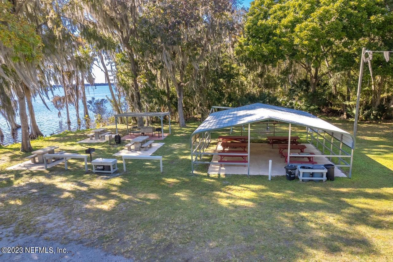 102 Sycamore Georgetown, FL 32139 - Photo 6 of 21 102 Sycamore Ave, Georgetown Fl (1)