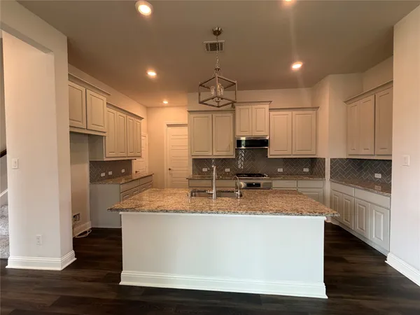 $2,500 | 10927 Perennial Mist Drive, Missouri City, TX 77459
