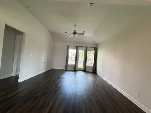 $2,500 | 10927 Perennial Mist Drive, Missouri City, TX 77459