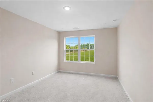 $350,999 | 337 Kingscote Way, King, NC 27021