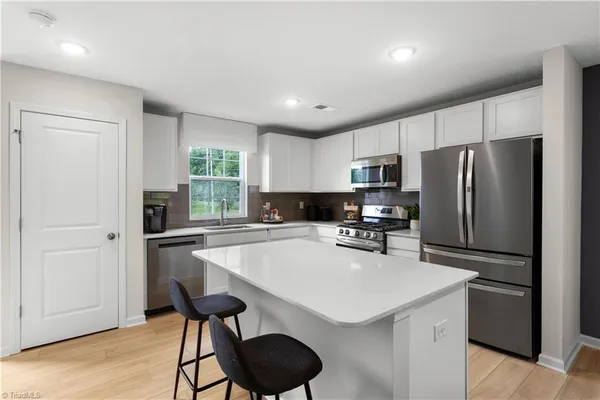 $350,999 | 337 Kingscote Way, King, NC 27021