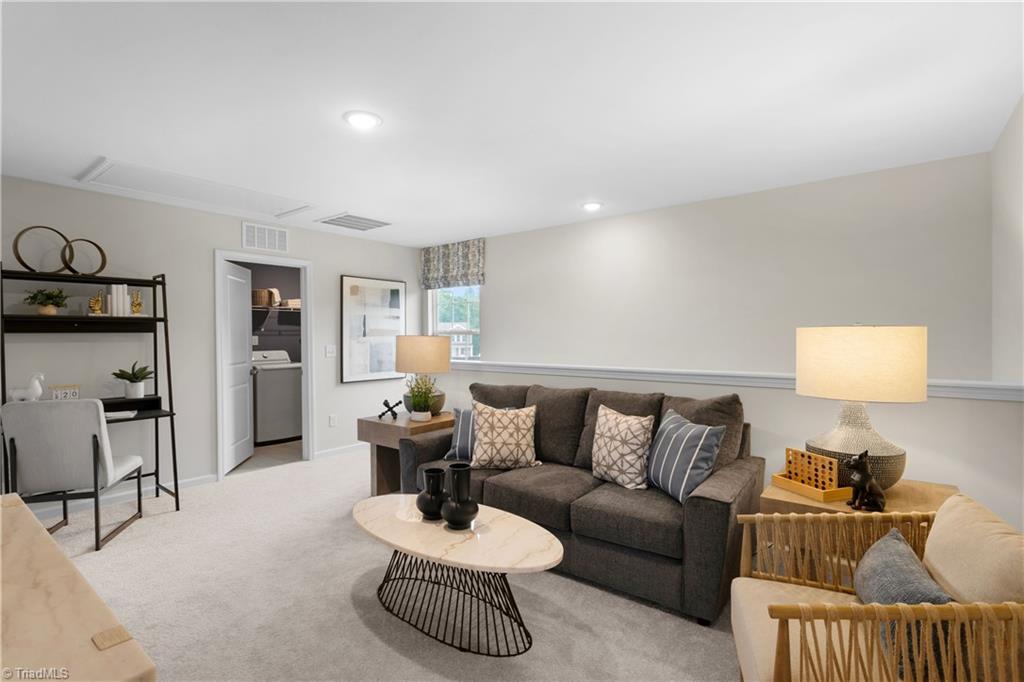 337 Kingscote Way King, NC 27021 - Photo 8 of 15