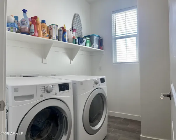 a close up view of washer and dryer