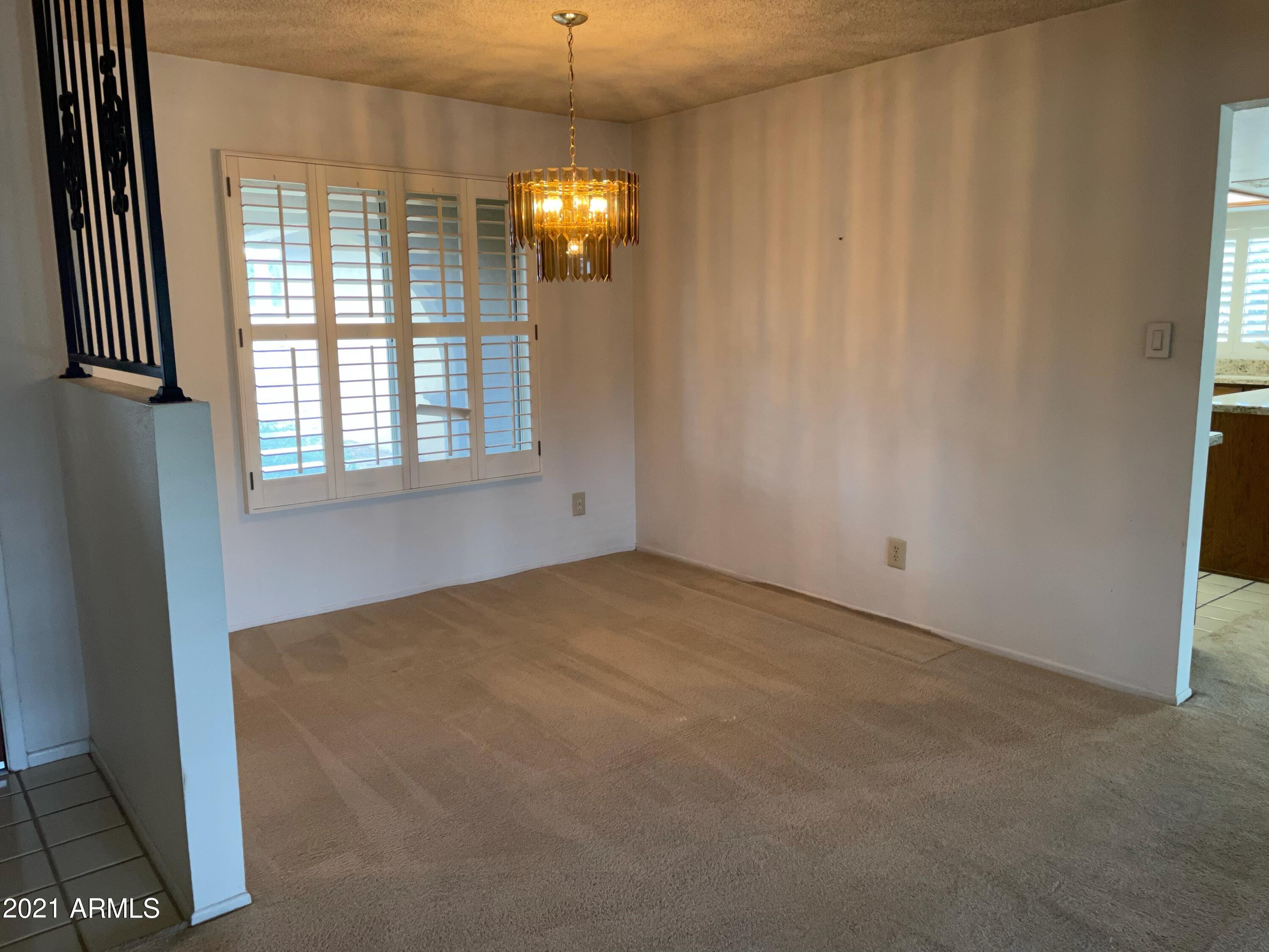 2461 West Hearn Road Phoenix, AZ 85023 - Photo 10 of 26 Formal Dining Room
