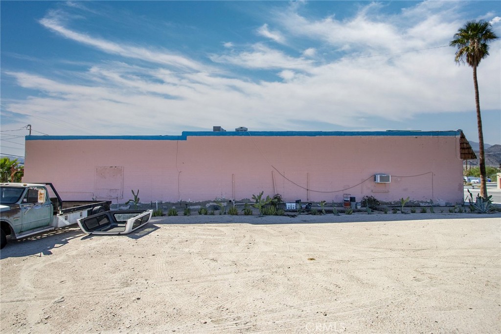 5929 Adobe Road Twentynine Palms, CA 92277 - Photo 32 of 33