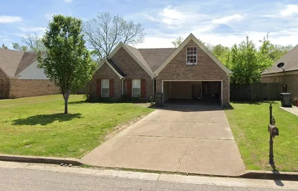 $1,750 | 80 Clay Hills Drive, Oakland, TN 38060