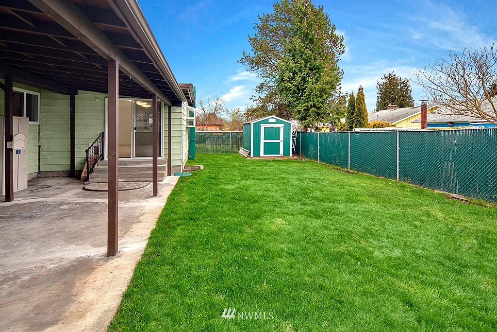 3535 Northeast 10th Lane Renton, WA 98056 - Photo 12 of 15