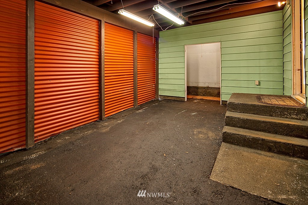 3535 Northeast 10th Lane Renton, WA 98056 - Photo 15 of 15