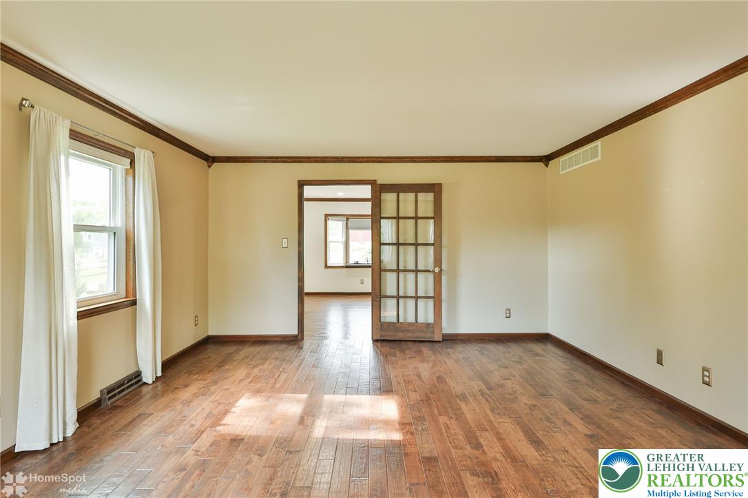 4074 Old Sentry Road Allentown, PA 18104 - Photo 7 of 76