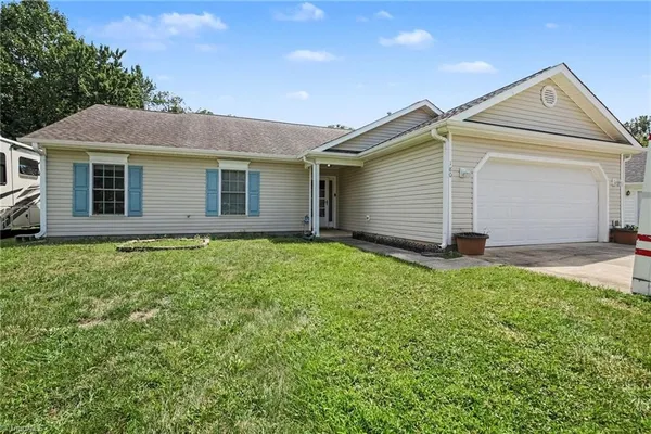 $299,900 | 180 Beeson Park Court, Kernersville, NC 27284