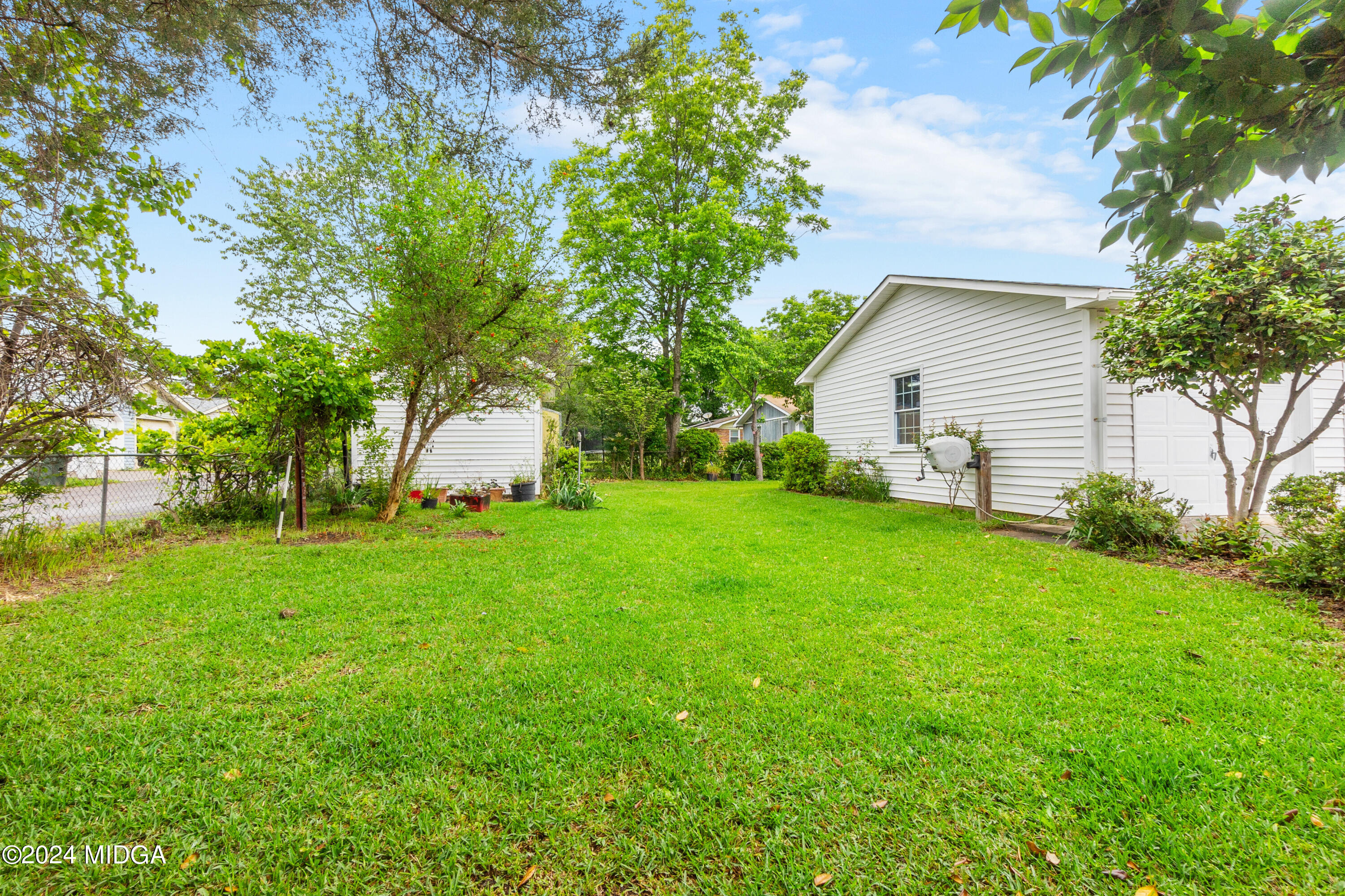 212 Kimberly Road Warner Robins, GA 31088 - Photo 50 of 52 50__AAA8244_mls