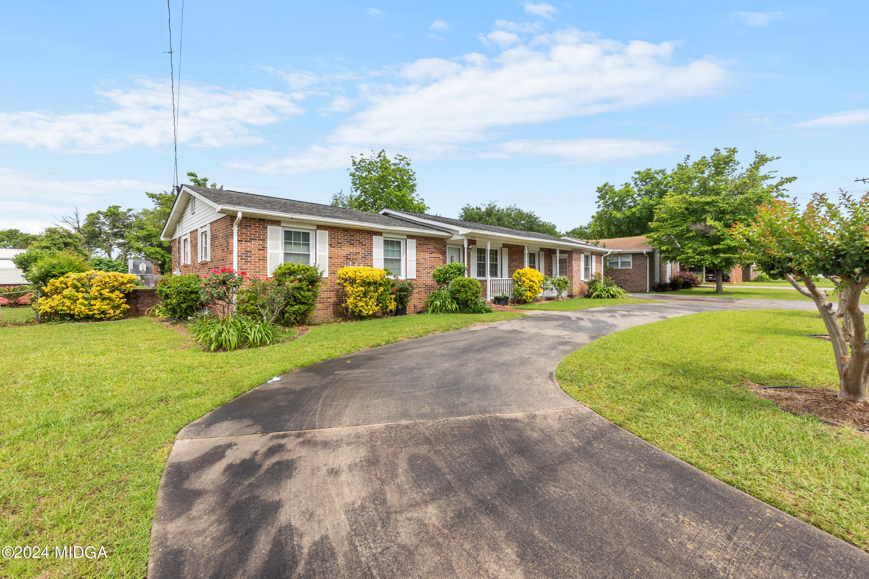 212 Kimberly Road Warner Robins, GA 31088 - Photo 8 of 52 08__AAA8184_mls