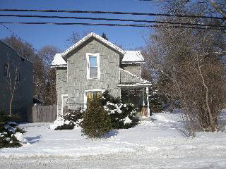 662 West Temperance Road Temperance, MI 48182 - Photo 1 of 3 Front View
