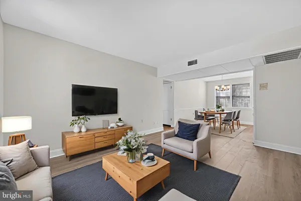 $300,000 | 1303 Belle View Boulevard, Unit B1, Alexandria, VA 22307