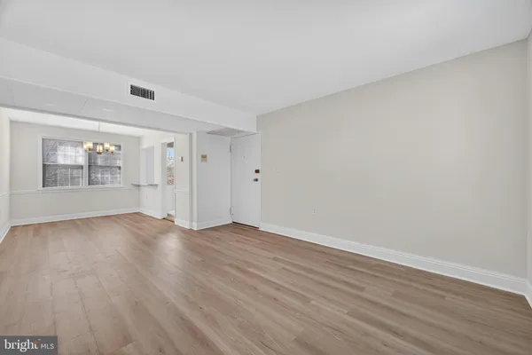 $300,000 | 1303 Belle View Boulevard, Unit B1, Alexandria, VA 22307