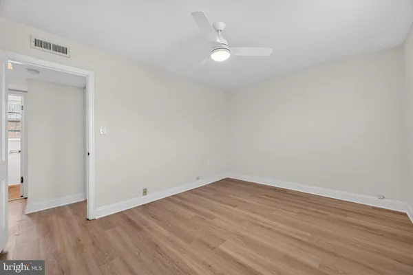 $300,000 | 1303 Belle View Boulevard, Unit B1, Alexandria, VA 22307