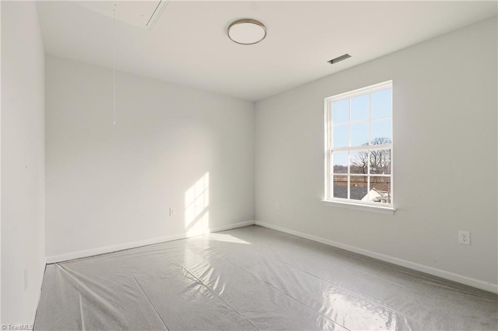 2512 Machine Street Winston-Salem, NC 27105 - Photo 21 of 32