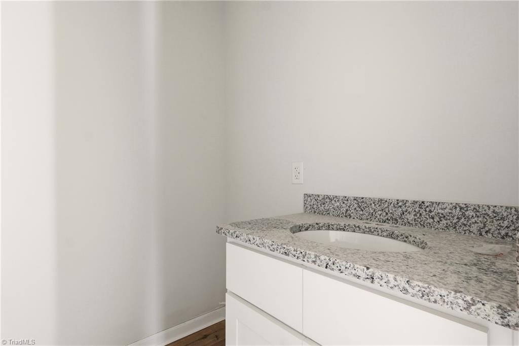 2512 Machine Street Winston-Salem, NC 27105 - Photo 28 of 32