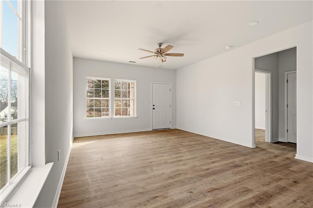 2512 Machine Street Winston-Salem, NC 27105 - Photo 6 of 32