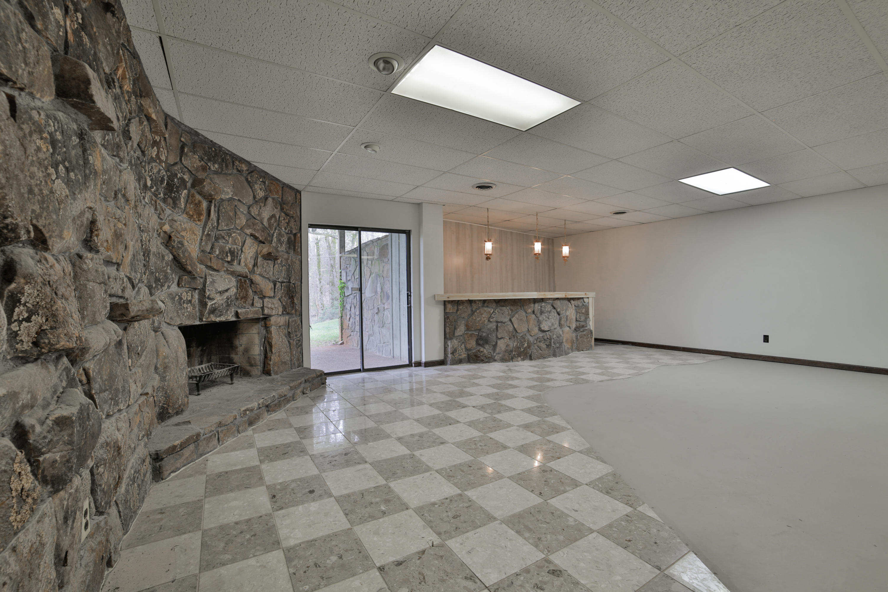 5817 North Park Road Hixson, TN 37343 - Photo 31 of 42 TONS of SPACE