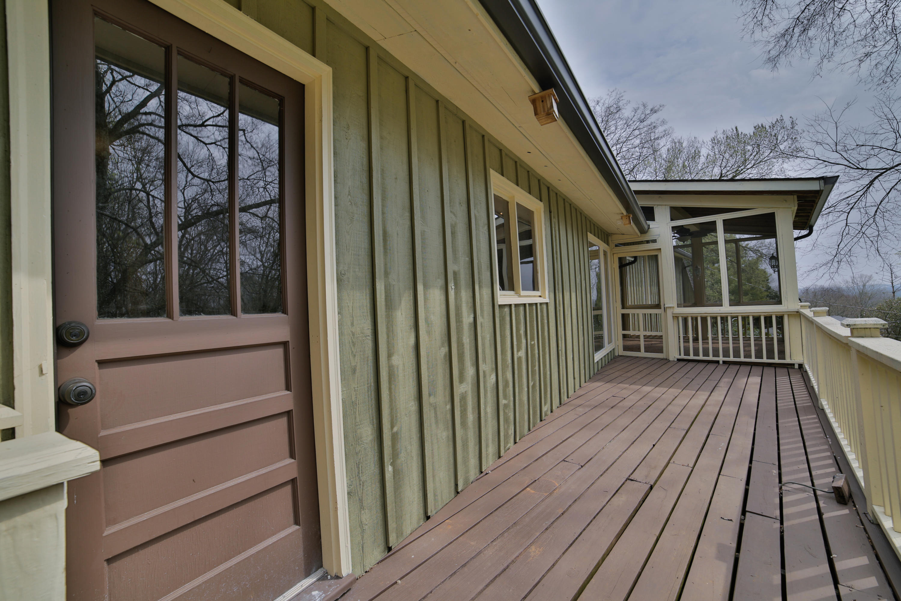 5817 North Park Road Hixson, TN 37343 - Photo 39 of 42 back deck