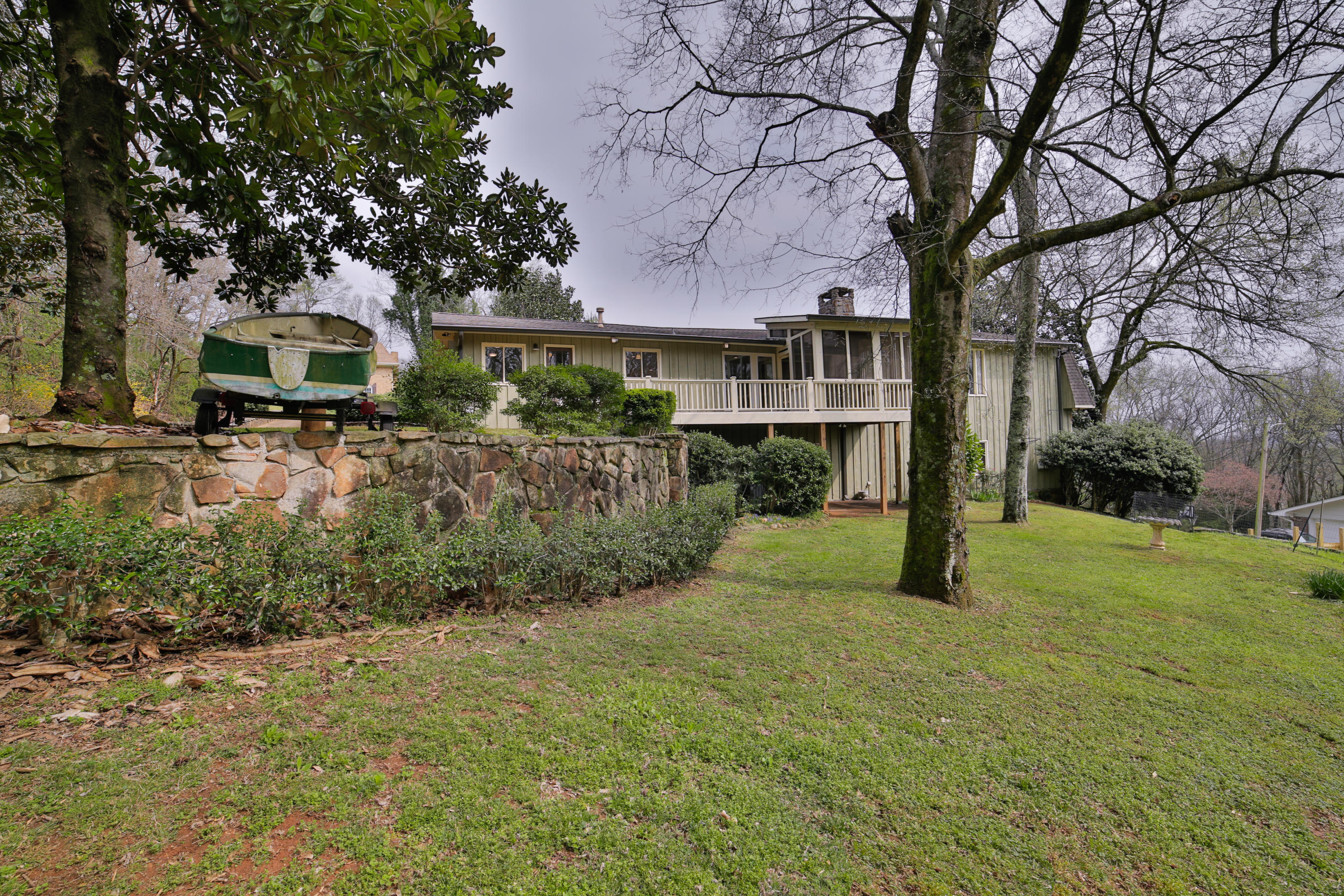 5817 North Park Road Hixson, TN 37343 - Photo 6 of 42 backview