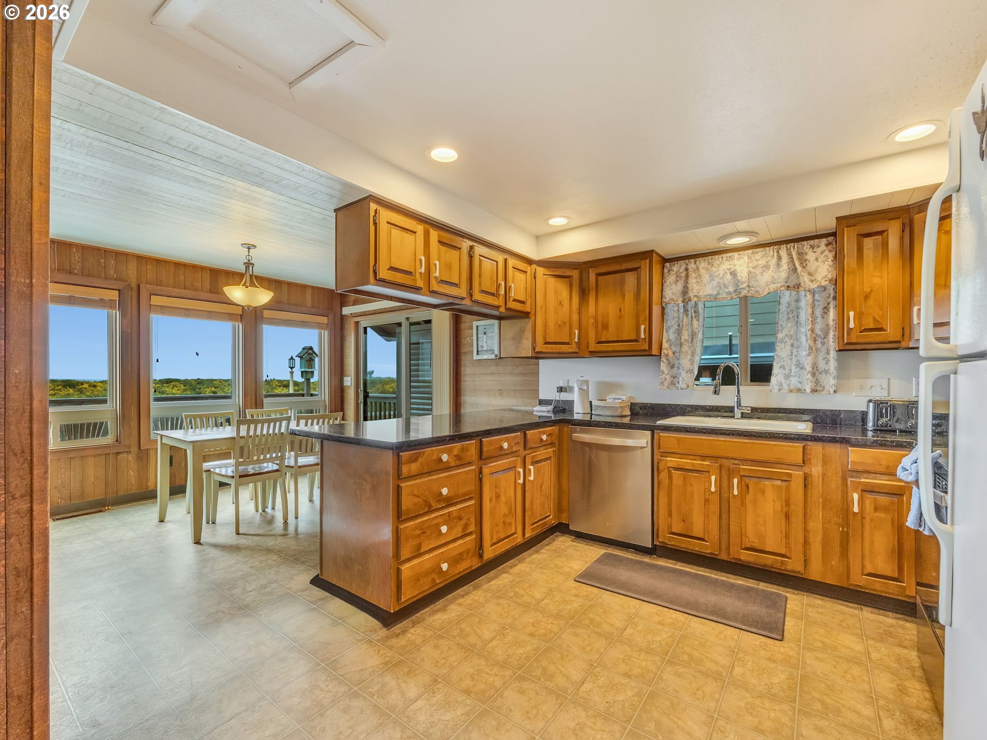 1221 South Promenade Seaside, OR 97138 - Photo 16 of 44