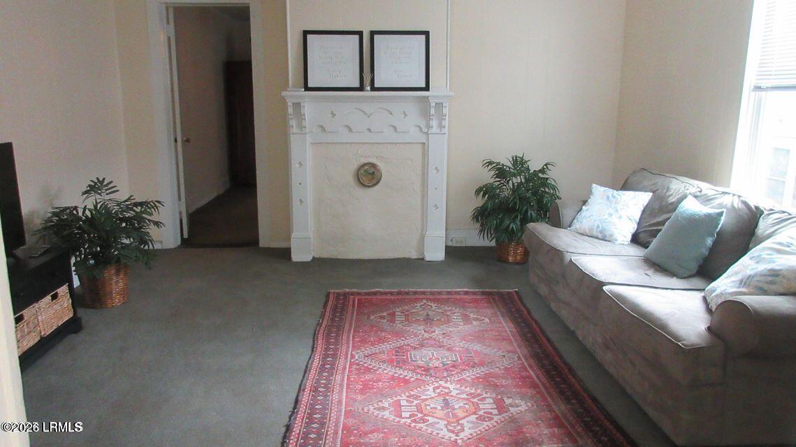 906 10th Street, Unit B Port Royal, SC 29935 - Photo 5 of 18 Living Area