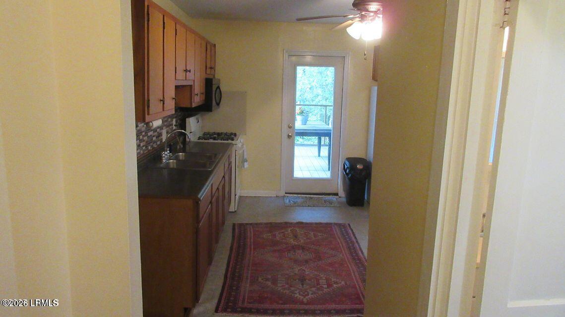 906 10th Street, Unit B Port Royal, SC 29935 - Photo 9 of 18 Kitchen.