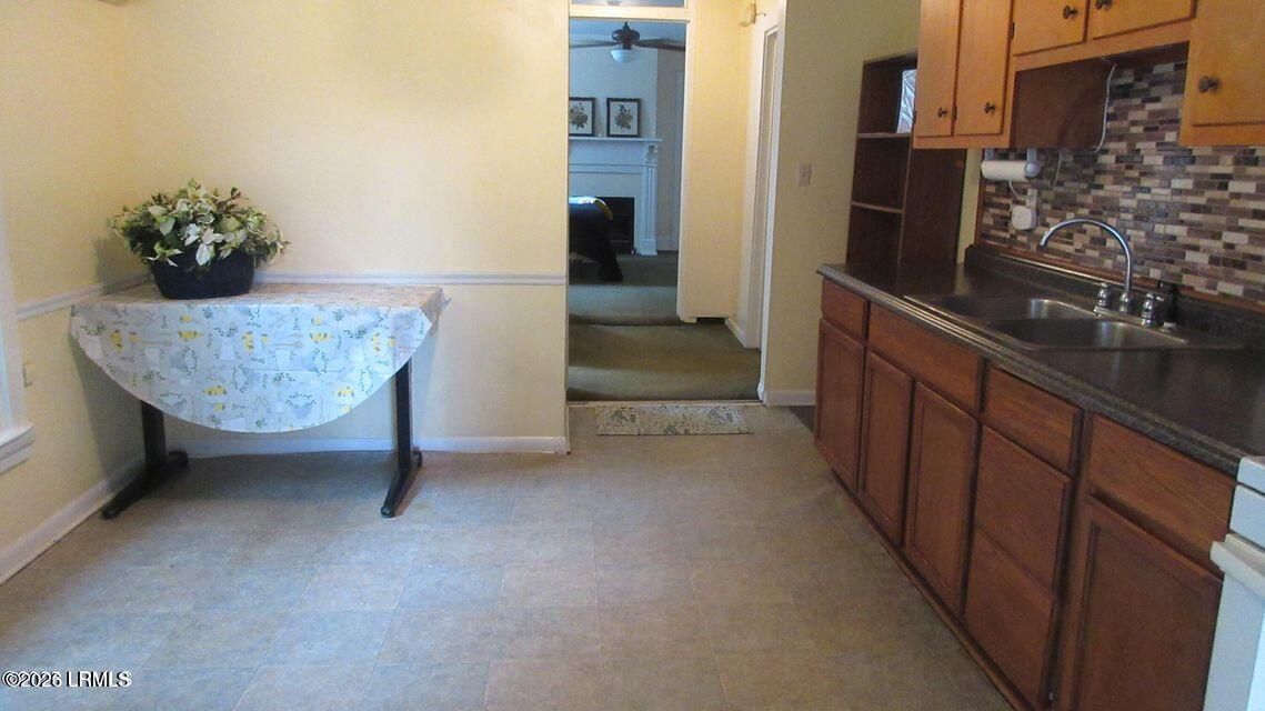 906 10th Street, Unit B Port Royal, SC 29935 - Photo 10 of 18 Kitchen