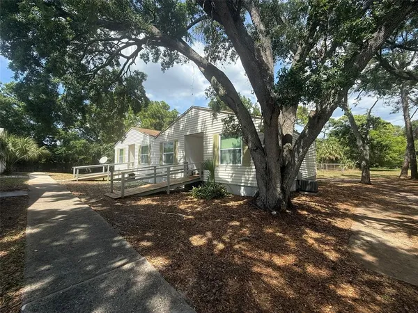 $399,900 | 3664 Meriden Avenue, Oldsmar, FL 34677