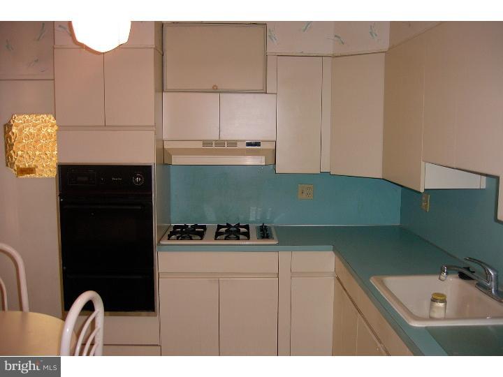 1828 West Ritner Street Philadelphia, PA 19145 - Photo 2 of 6 Gallery Image 2