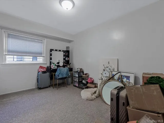 $1,450,000 | 243-17 72nd Avenue | Douglaston