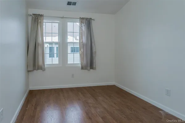 $275,000 | 2113 Whispering Hills Drive, Chester, NY 10918