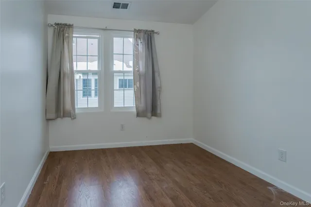 $295,000 | 2113 Whispering Hills Drive, Chester, NY 10918