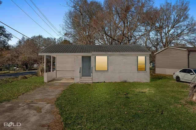 $88,000 | 10390 Kirk Lane, Keithville, LA 71047