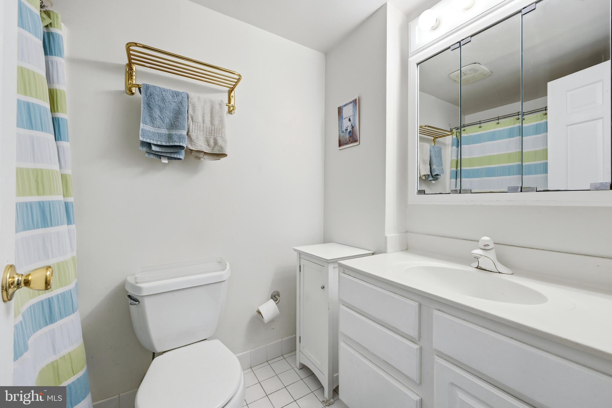207 Haddonfield Cmns, Unit 207 Haddonfield, NJ 08033 - Photo 21 of 30