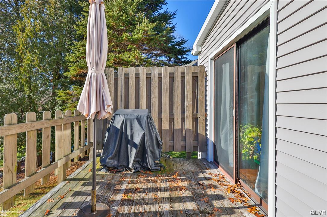 251 Oak Road Bangor, PA 18013 - Photo 17 of 20 Gallery Image 17