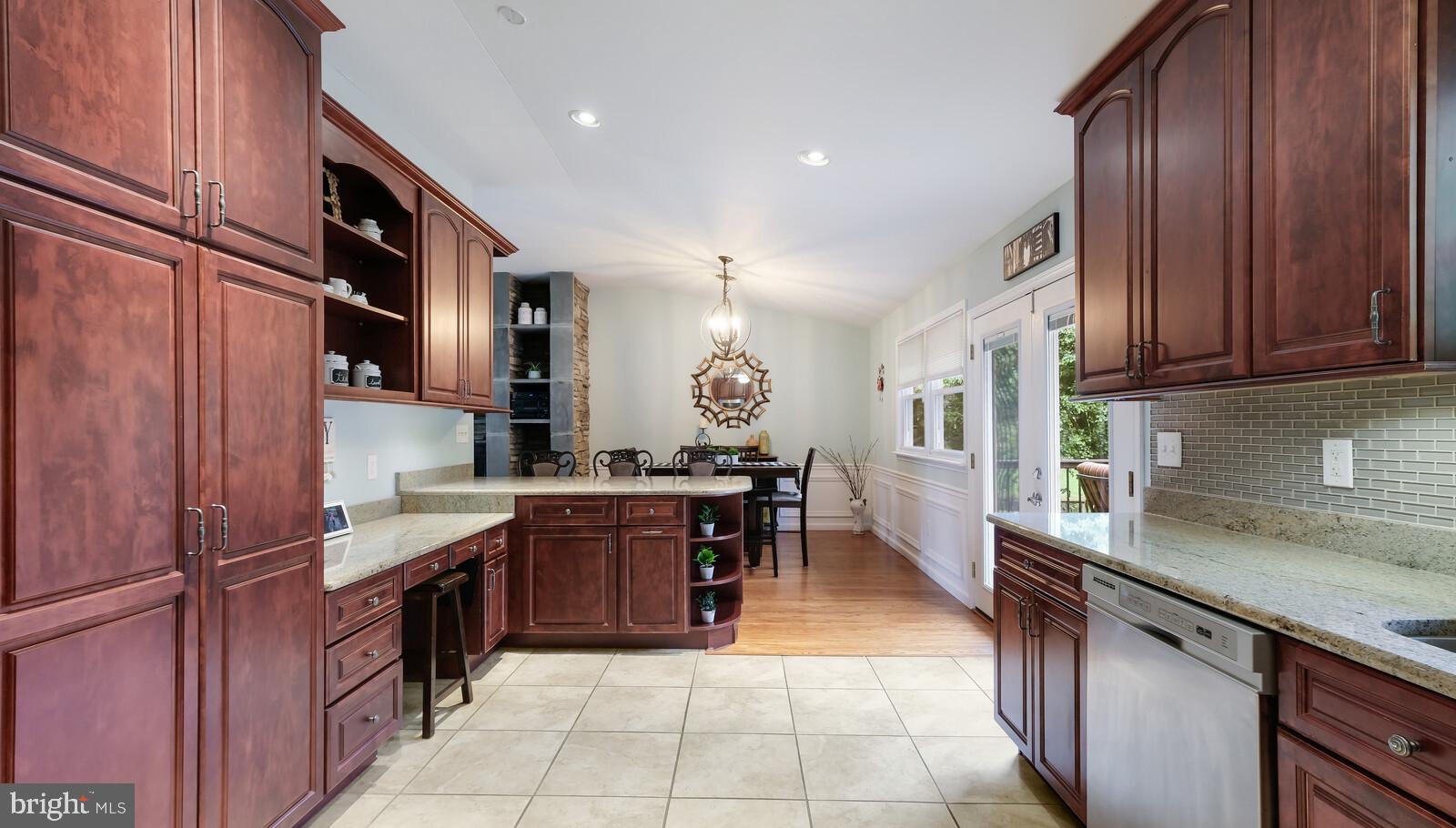 984 Williamson Road Horsham, PA 19044 - Photo 12 of 40 Gallery Image 12
