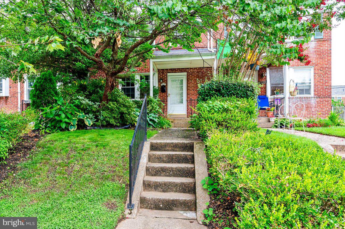 Welcome to 222 Ridge Ave