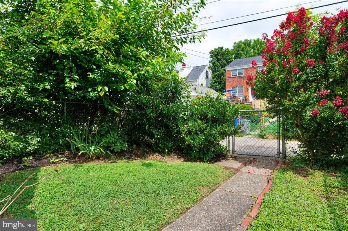 222 Ridge Avenue Baltimore, MD 21286 - Photo 25 of 26