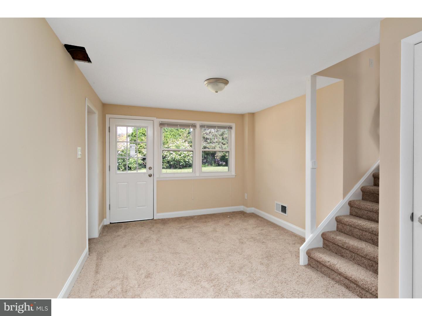 111 Ashbrook Road Cherry Hill, NJ 08034 - Photo 17 of 24 Family Room
