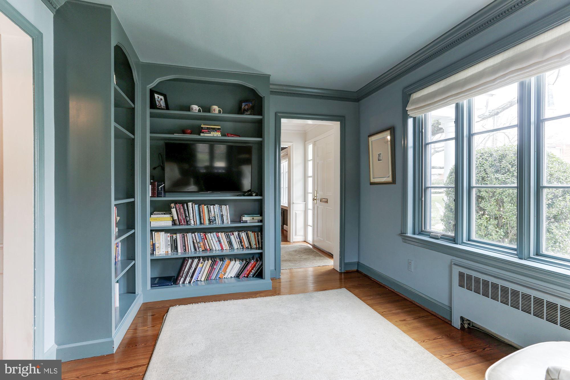1319 Calder Road McLean, VA 22101 - Photo 24 of 55 a view of a livingroom with furniture and staircase